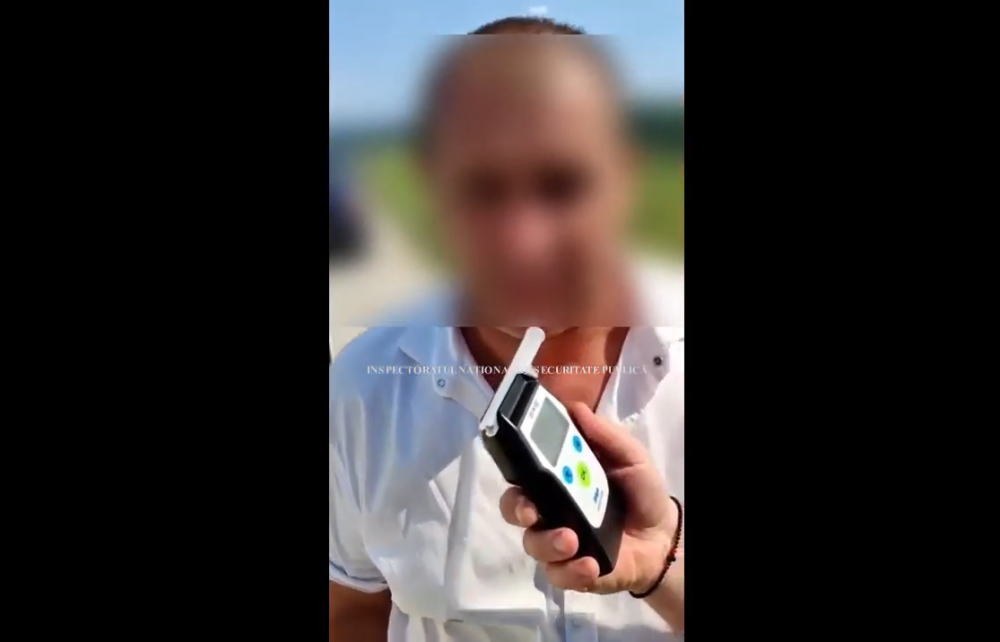 Instructor auto, depistat beat la volanul unei mașini a școlii auto